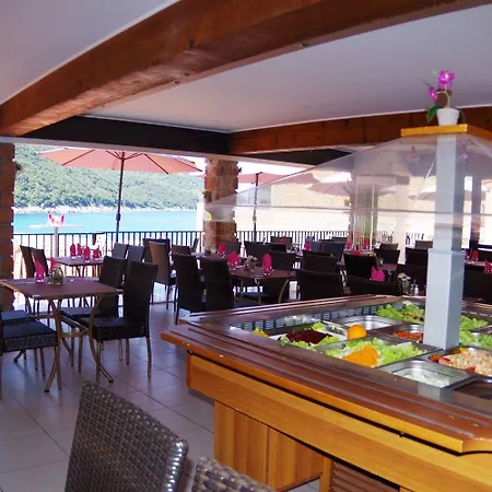 Hotel Brise De Porto (Corsica)