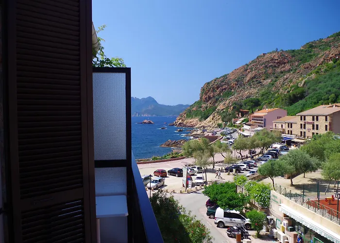 Brise De 2* Porto (Corsica)