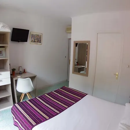 Brise De Hotel Porto (Corsica)