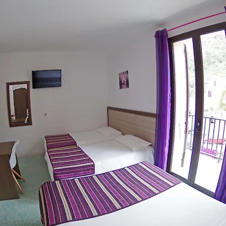 Brise De Hotel 2*
