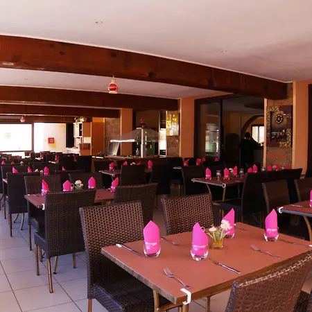 Brise De Hotel