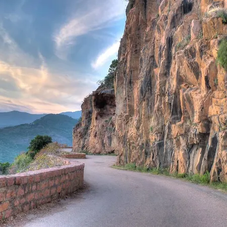 Brise De 2* Porto (Corsica)